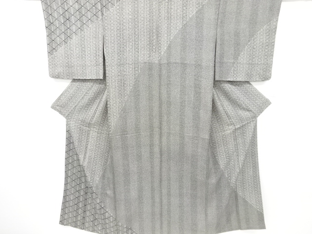 JAPANESE KIMONO / VINTAGE HOMONGI / SILK / PINE & RHOMBUS